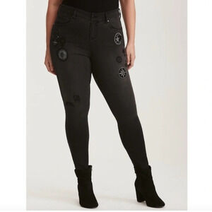 Torrid NWOT high rise patchwork ultra skinny jeans